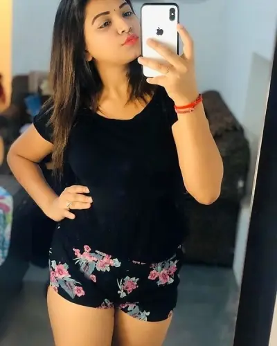 Balasinor Escorts